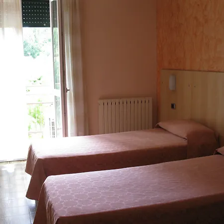 فندق La Collina 2*