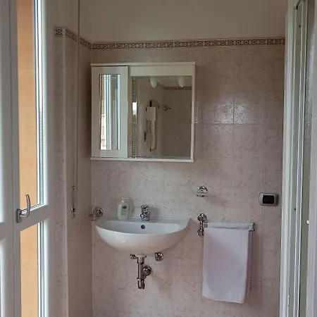 La Collina Otel 2*