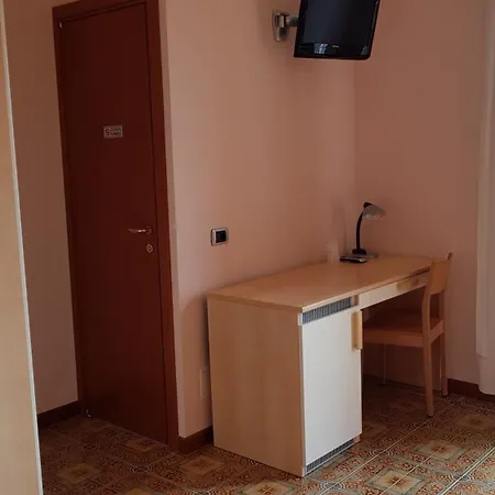 ホテル La Collina Casnate con Bernate