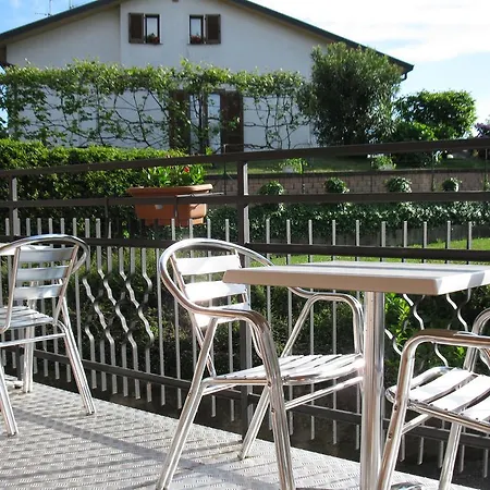 ホテル La Collina Casnate con Bernate