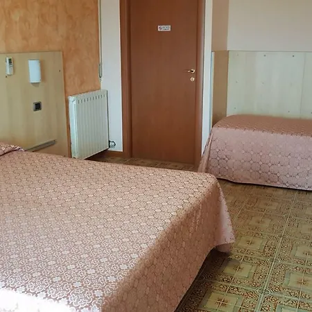 Hotel La Collina Casnate Con Bernate